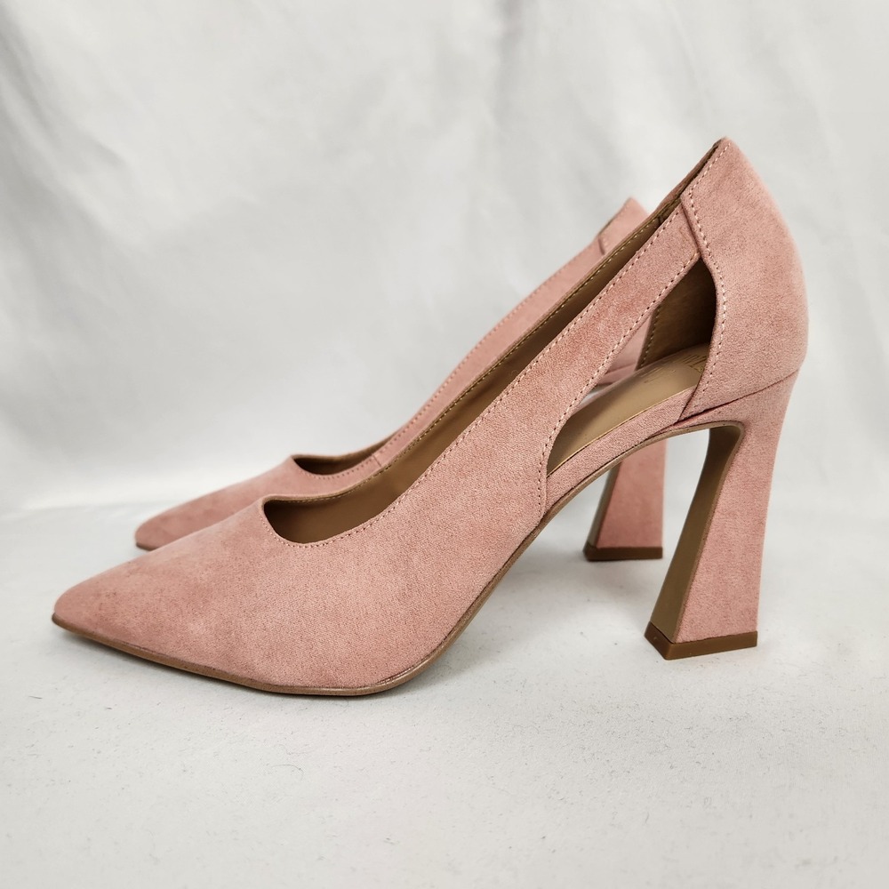 Crown & Ivy‎ Azarria Faux Suede Heels Pointed Toe - Pink Size 8M